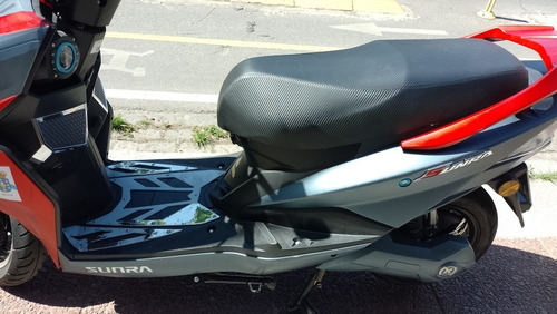Imagen 12 de 18 de Moto Eléctrica Sunra Hawk 1.8k