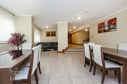 Imagen 14 de 15 de Departamento En Venta De 3 Dorm + Escritorio En Las Cond