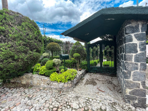 Venta De Casa En Villa Satelite La Calera