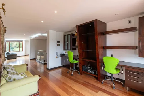 Casa En Venta En Aposentos. Cod V22333