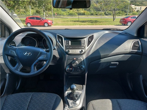 Imagem 11 de 12 de Hyundai Hb20 1.0 Comfort Plus 12v Flex 4p Manual