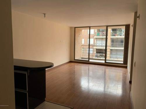 Apartamento En Centro Funza(funza) Rah Co: 21-224
