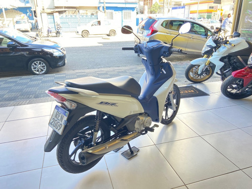Imagem 9 de 10 de Honda Biz 125 Flex 2022 Apenas 3.000 Km Ú.dono Branca E Azul