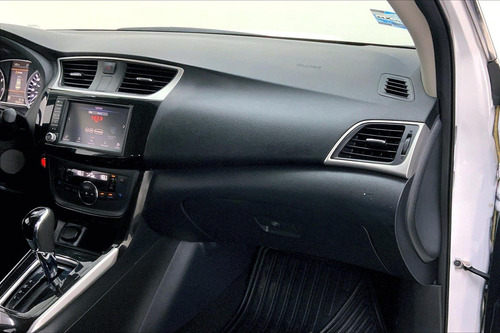 Imagen 16 de 25 de Nissan Sentra 4x2 4 Pts Advance Cvt A/ac F Niebla Ra-16