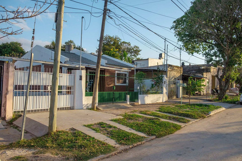 Imagen 3 de 30 de Casa En Venta Con Depto A Estrenar En Reconquista