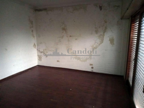 Lotes En Venta Apto Edificio - Av Paso E Av Independencia, Chauvin