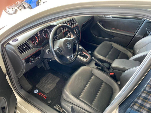 Imagem 6 de 12 de Volkswagen Jetta 2.0 Comfortline Flex 4p Tiptronic