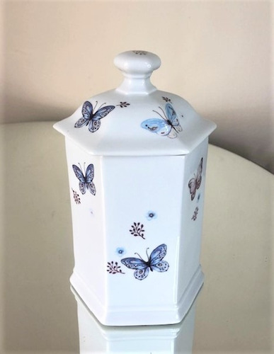 Imagem 1 de 4 de Pote De Porcelana Borboleta 20cm