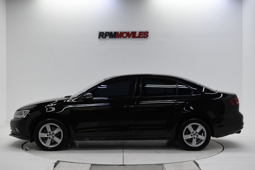 Volkswagen Vento 1.4t Comfortline Dsg 2016 Rpm Moviles