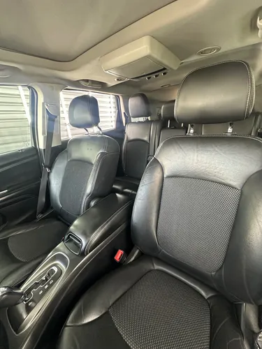 Dodge Journey 2.4 Sxt 7 Pasajeros Lujo At