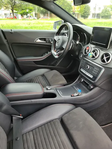 Mercedes-Benz Clase CLA 2.0 250 Cgi Sport At