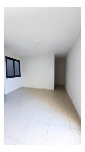 Imagen 4 de 30 de Vendo Departamento A Media Cuadra De Plaza Colón 2 Dor Centro