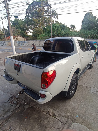 Mitsubishi L200 2.4 Triton Hls Cab. Dupla Flex 4p