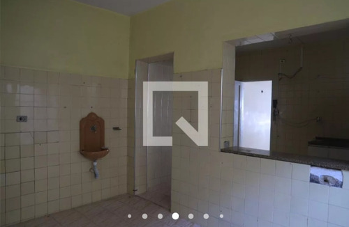 Casa De Vila Com 5 Quartos E 3 Vagas