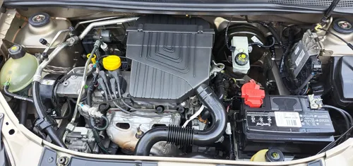 Renault Logan 1.6