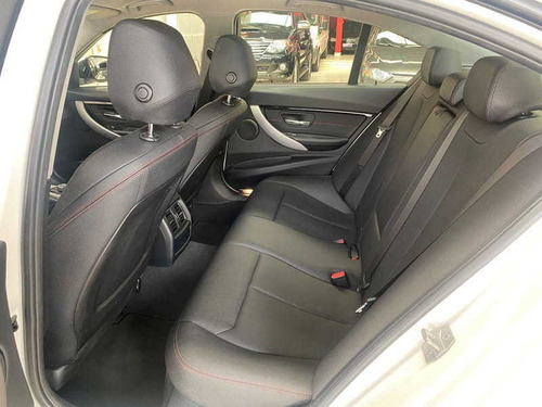 Imagem 9 de 12 de Bmw 320i Active Flex 2017