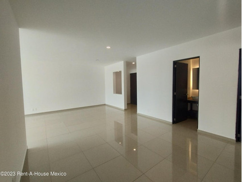 Departamento En Venta En Lago De Guadalupe  24-1539 Jn