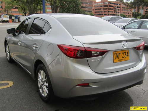 Mazda 3 2.0 Touring