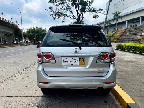 Toyota Fortuner 2.7l 4x4