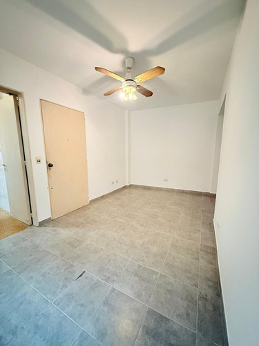 Venta Depto. 2 Amb. Parque Chacabuco