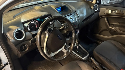 Ford Fiesta Kinetic 1.6 Se Plus Powershift 120cv