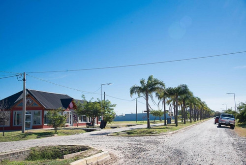Terreno En Barrio Abierto Funes City - Entrega Inmediata