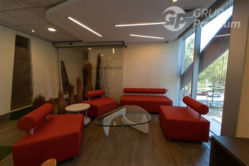 Imagen 1 de 30 de Oficina En Arriendo En Providencia