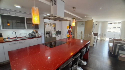 Hermoso Apartamento De 3 Niveles En Jorge Coll