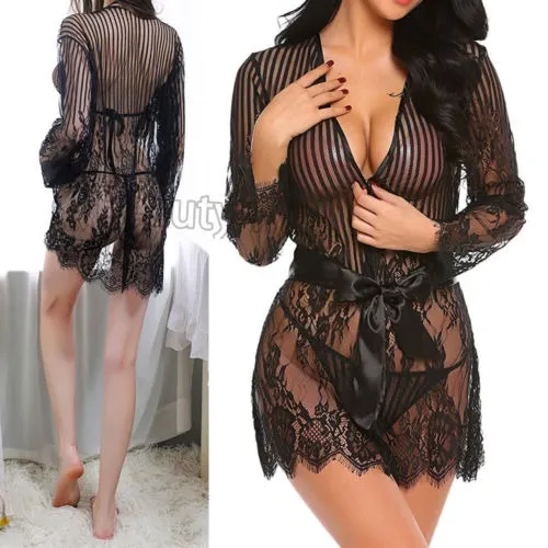Mujeres en traje de dormir hotsell
