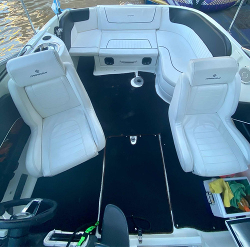 Lancha Cuddy Quicksilver 2400 2014 Volvo 270hp V8 Web Marine