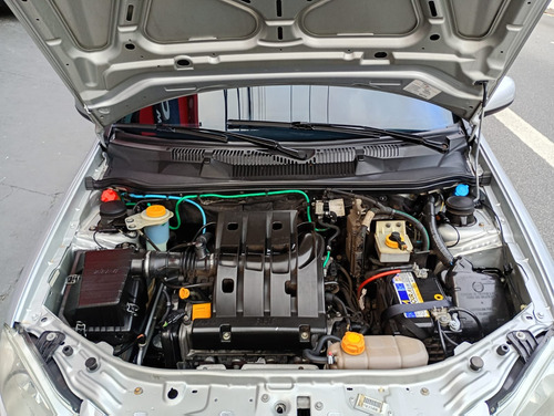 Fiat Siena 1.0 El Flex 4p
