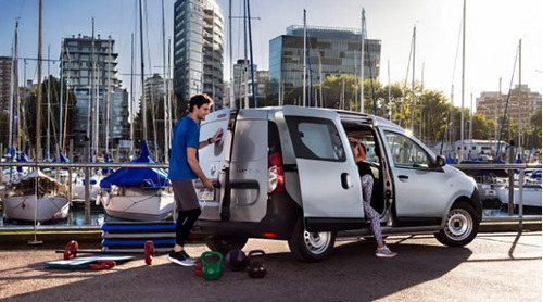 Imagen 9 de 18 de Renault Kangoo 0km 2023 Comfort Furgon Abasto Motors