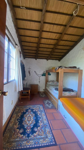 Vendo Preciosa Casa En 2 Plantas, Gran Terreno, Muy Buen Estado, Parque Del Plata Sur.