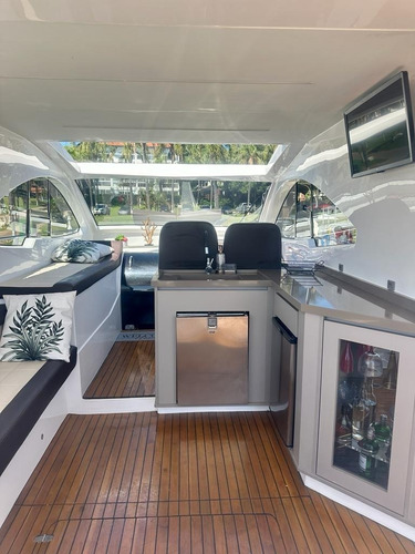 Lancha Solara Yachts 380 Ht