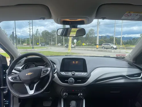 Chevrolet Onix 1.0T Premier Sedan At