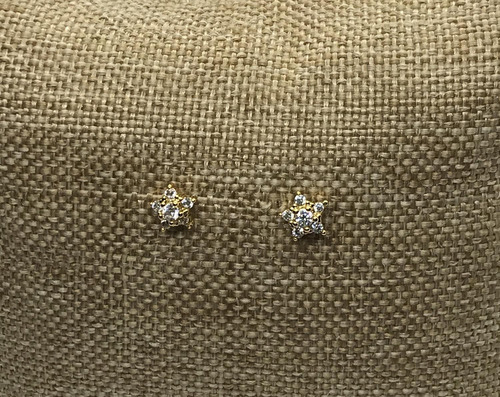 Imagen 4 de 7 de Aretes Estrellita