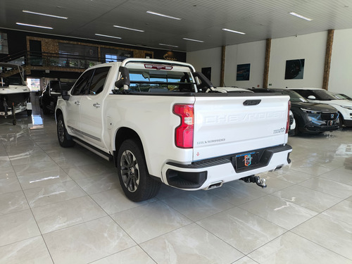 Chevrolet Silverado 5.3 High Country Cab. Dupla V8 4X4 Aut. 4P