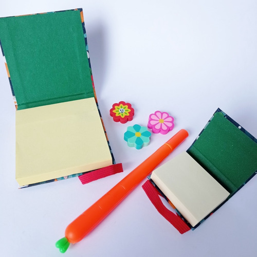 Kit Papelaria 2 Postits, 1 Caneta E 3 Borrachinhas Raposa