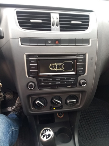 Volkswagen Suran 1.6 Highline 101cv 11c 2013