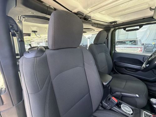 Jeep Wrangler Sport 3.6 4x4 At