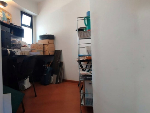 Oficina En Alquiler Amoblada Con Balcon
