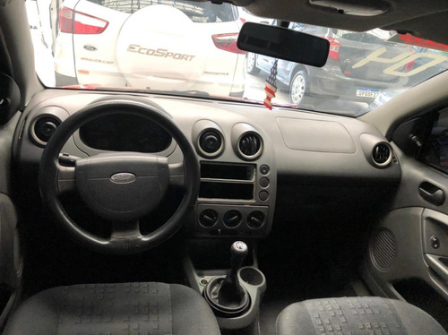 Imagem 7 de 7 de Ford Fiesta 1.0 2004