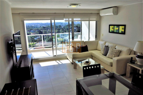 Imagen 3 de 23 de Apartamento En Mansa, 2 Dormitorios