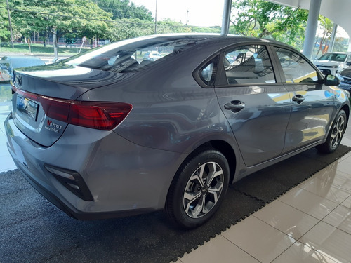 Kia Cerato Vivro 1.6 L Mt 2021 0 Km.