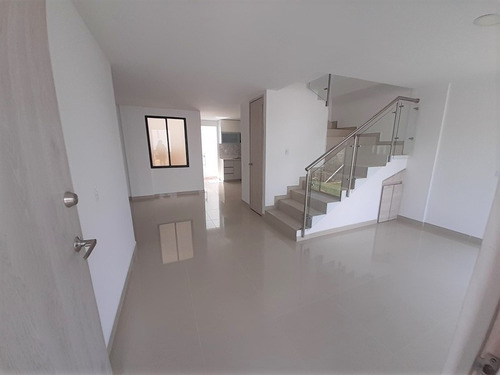 Casa En Arriendo Ubicada En Guarne Sector San Antonio (22211).