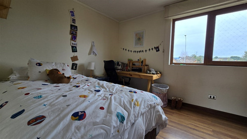 Casa En Venta De 5 Dorm. En Puerto Varas