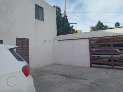 Casa Sola En Venta En Parajes De Los Pinos, Ramos Arizpe, Coahuila