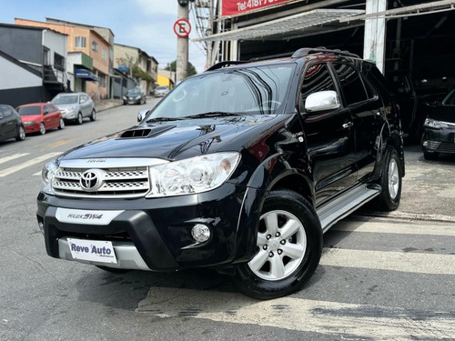 Toyota Hilux SW4 3.0 SRV 4X4 7 LUGARES 16V TURBO INTERCOOLER