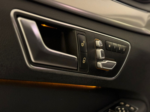 Mercedes-Benz Classe E 2.0 Avantgarde Turbo 4p