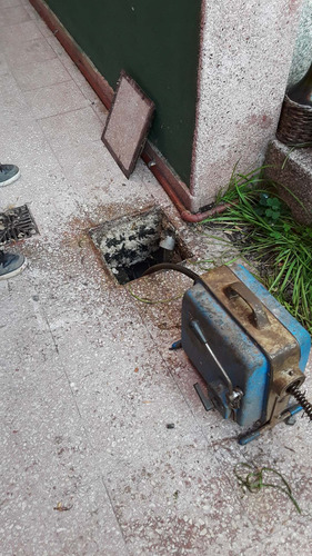 Imagen 2 de 10 de Destapaciones De Cloacas, Zona Oeste, Con Maquina